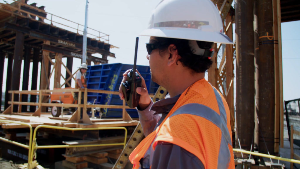 Flagging-flagman-on-walkie-talkie-1024x576_Open-Use